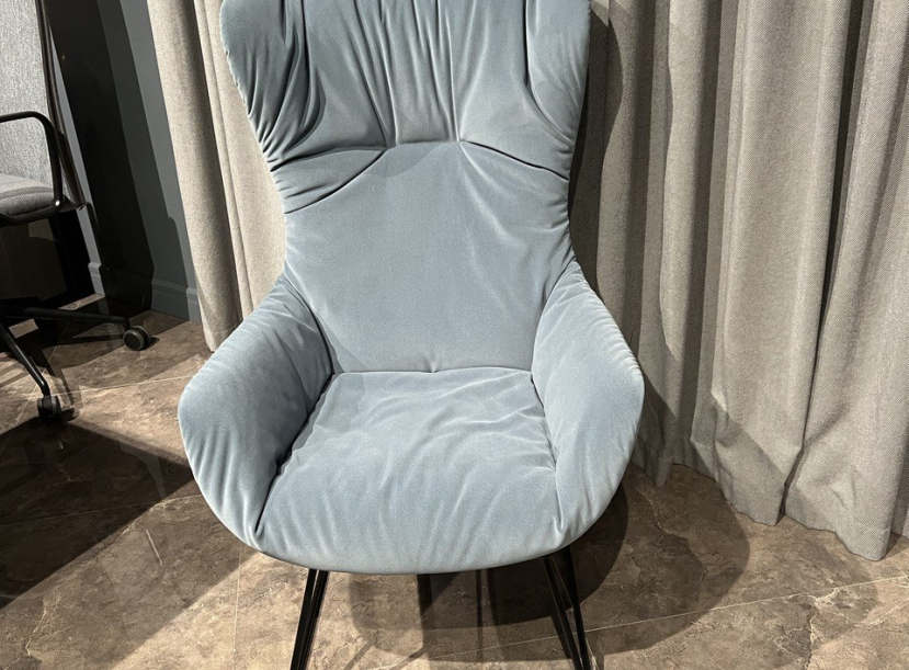Кресло FREIFRAU LEYA WINGBACK CHAIR