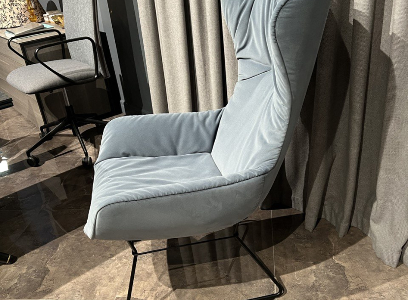 Кресло FREIFRAU LEYA WINGBACK CHAIR