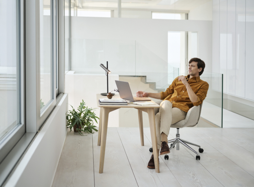 Крісло офисне Stressless Bay Low Back Home Office Chair