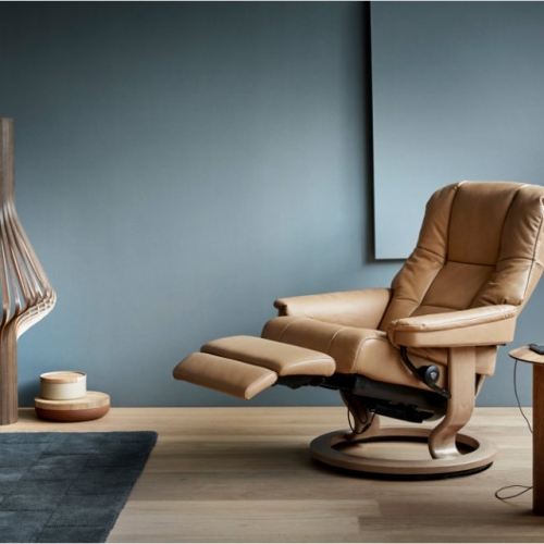 Кресло-реклайнер с пуфом  Stressless Mayfair  Classic